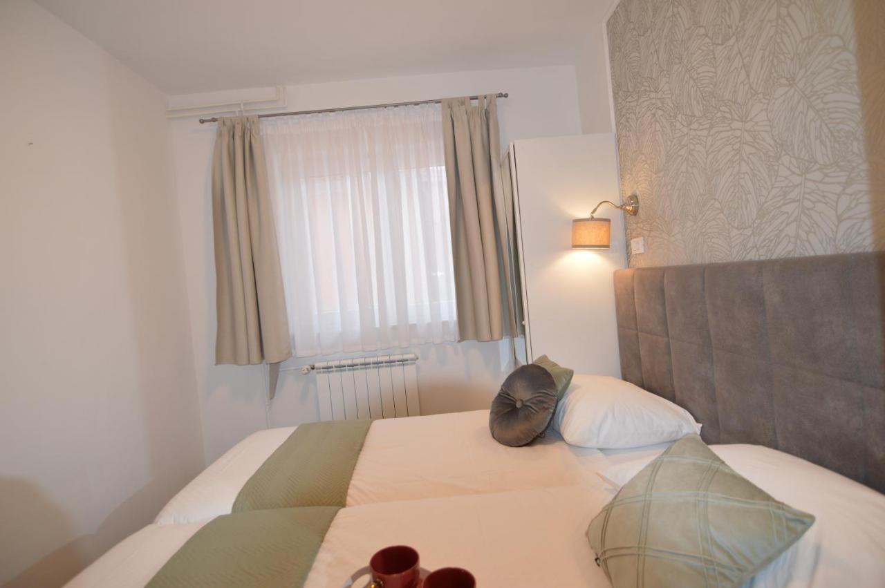 Apartments Amari Starigrad Paklenica Εξωτερικό φωτογραφία