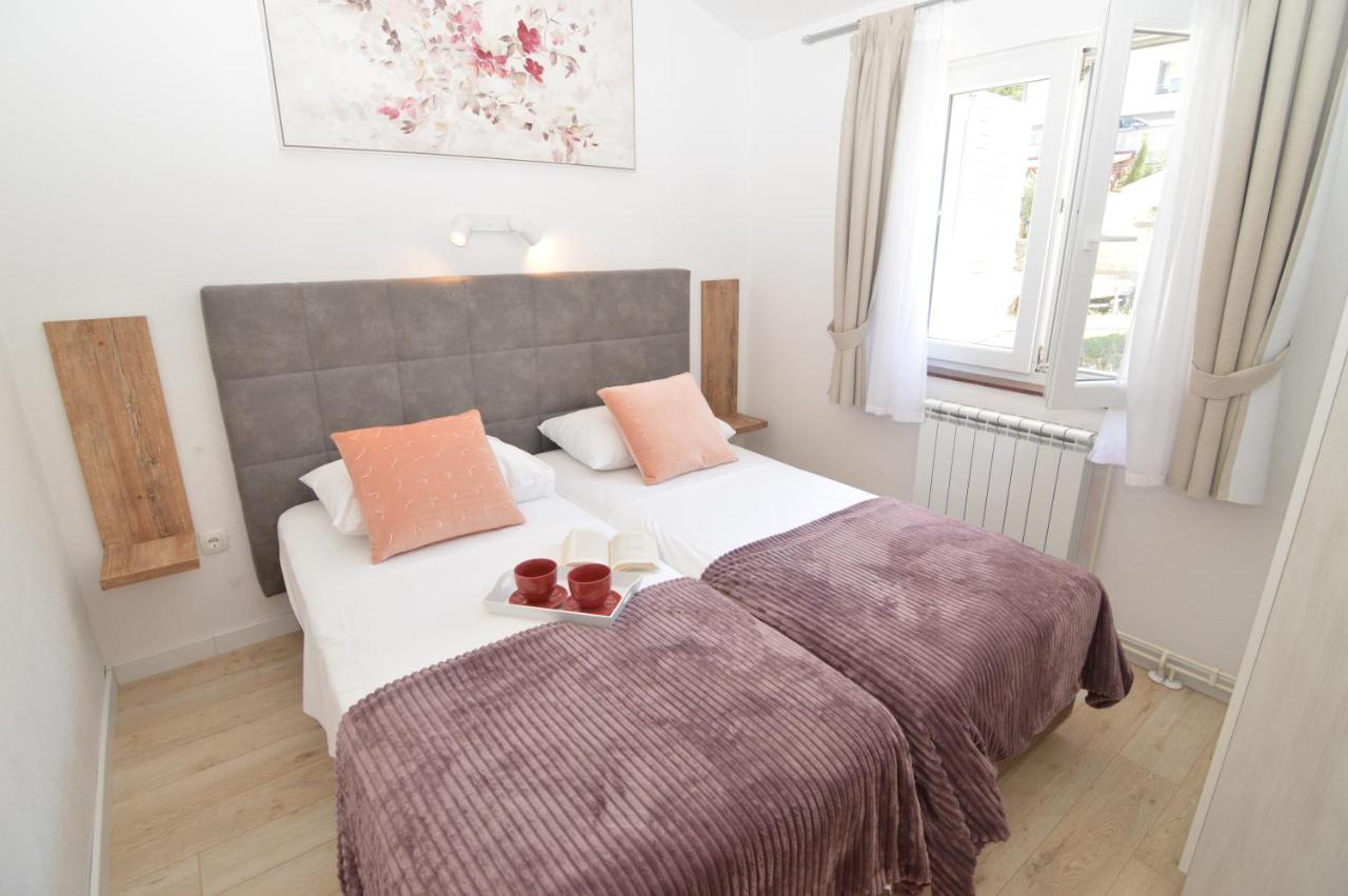 Apartments Amari Starigrad Paklenica Εξωτερικό φωτογραφία