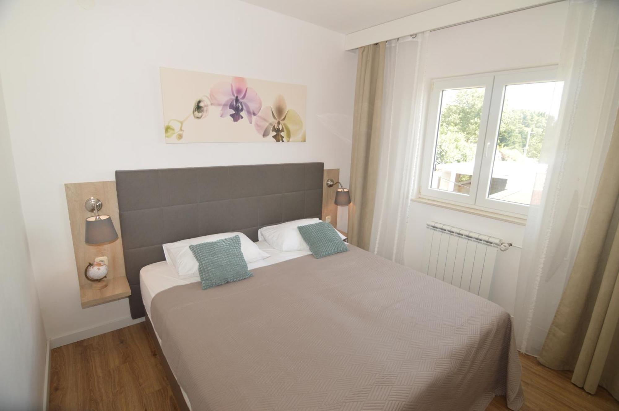 Apartments Amari Starigrad Paklenica Εξωτερικό φωτογραφία