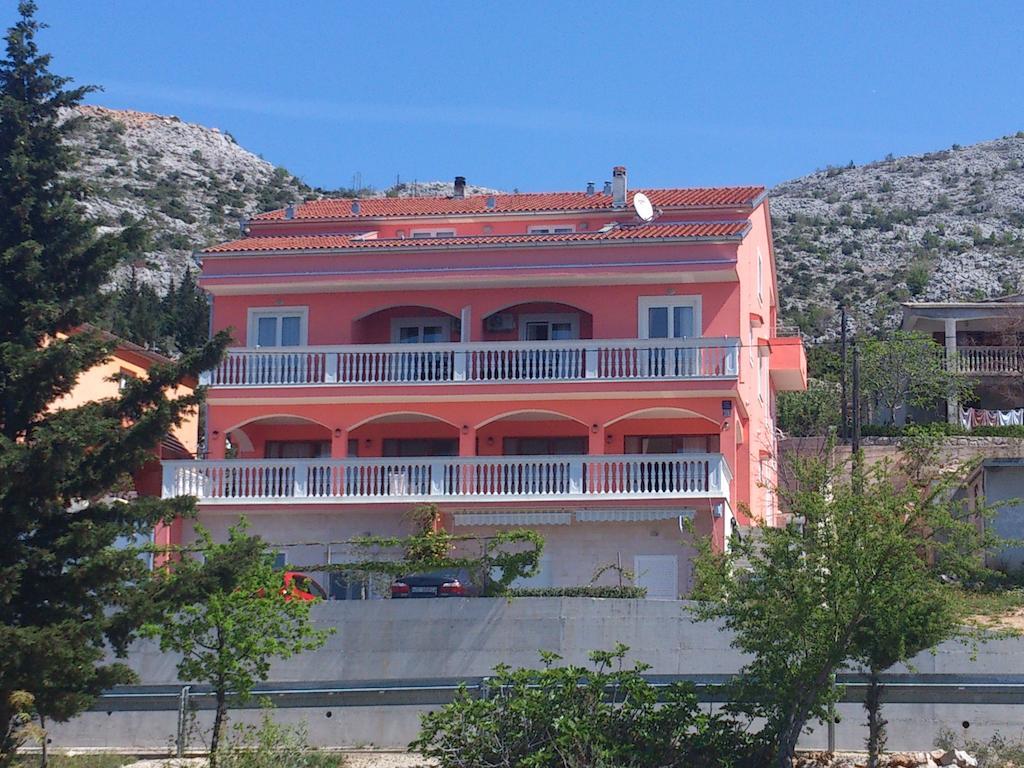 Apartments Amari Starigrad Paklenica Εξωτερικό φωτογραφία
