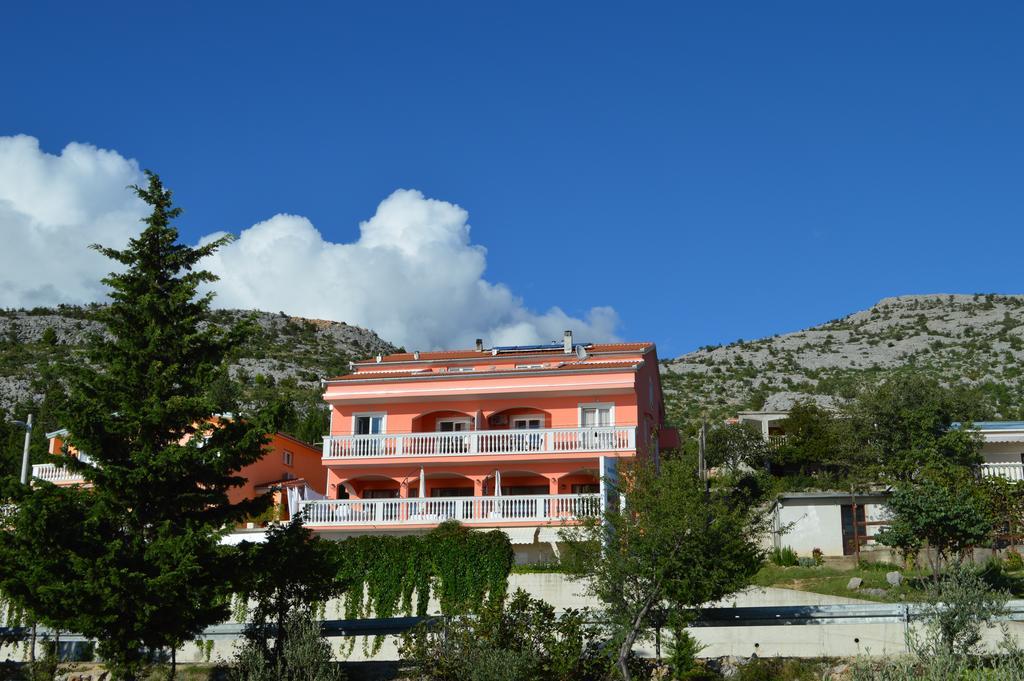 Apartments Amari Starigrad Paklenica Εξωτερικό φωτογραφία